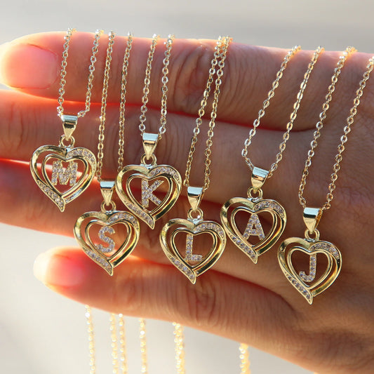 A-Z English Letter Initial Necklace 18K Gold Plated Necklace Micro Setting Zircon Heart Necklace for Women